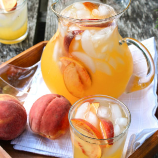 Sparkling Spiked Peach Lemonade