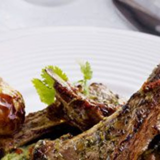 Spicy Lamb Chops with Creamed Butter Beans