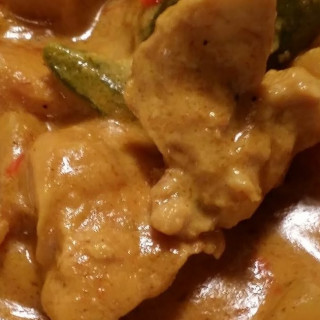 Spicy Thai Chicken Curry