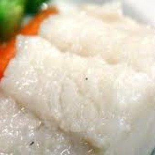 Steamed Fish With Rice and Pesto