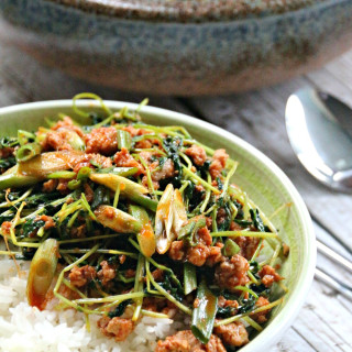 Stir-Fried Minced Pork With Snow Pea Shoots And Gochujang
