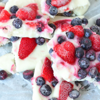 Strawberry Blueberry Frozen Yogurt Bark