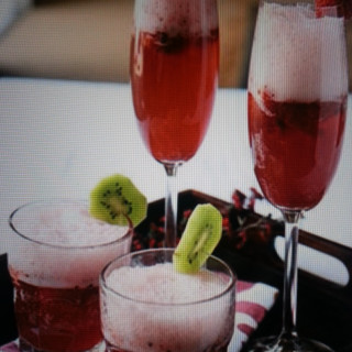 Strawberry Champaign Punch