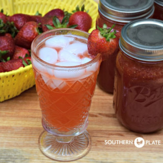 Strawberry Lemonade Concentrate - can it now to enjoy later!