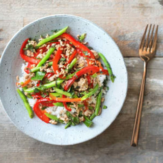 Thai Pork Stir-Fry with Green Beans, Red Pepper, and Mint