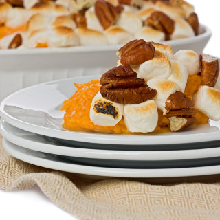 THANKSGIVING YAMS WITH TOPPING