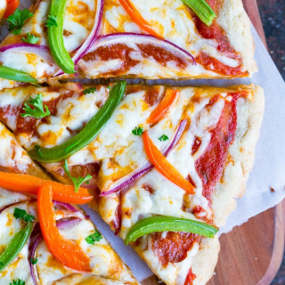 The Best & Easiest Gluten Free Pizza Crust {vegan}