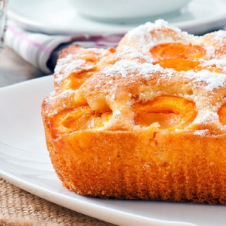 The lush apricot cake