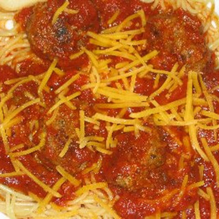 Traditional Spaghetti And  Meatballs 