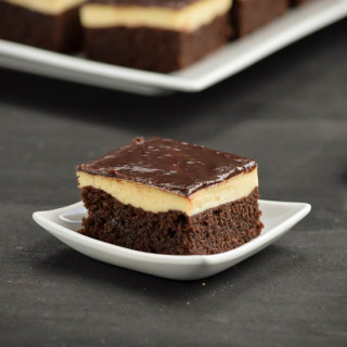 Triple Layer Cheesecake Brownies Squares