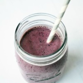Tropical Blueberry Kale Smoothie