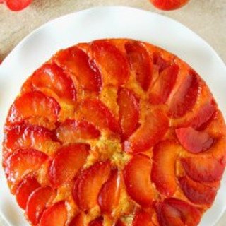Upside-Down Cake {With Any Fruit}