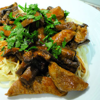 Veal with Tomato and Mushroom Sauce