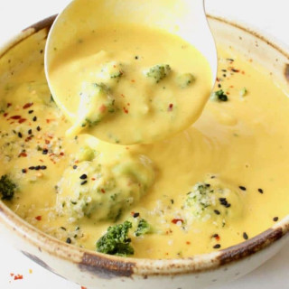 Vegan Broccoli Potato Soup Recipe &bull; Veggie Society
