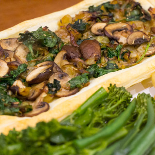 Vegan Leek, Mushroom and Spinach Tart