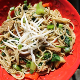 Vegetarian Crock Pot Chow Mein with Seitan