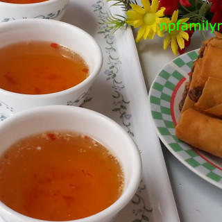 Vietnamese Dipping Sauce (Nước Mắm Pha)