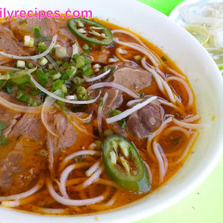 Vietnamese Spicy Beef Noodle Soup (Bún Bò Huế)
