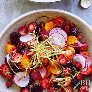 Vineyard Beet and Strawberry Salad