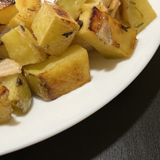 White Balsamic and Sweet Onion Roasted Potatoes
