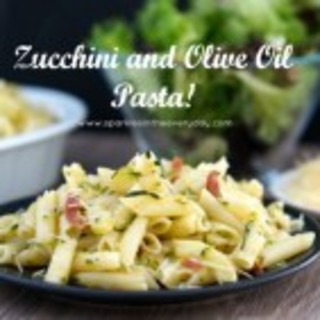 Zucchini and Olive Oil Pasta!!
