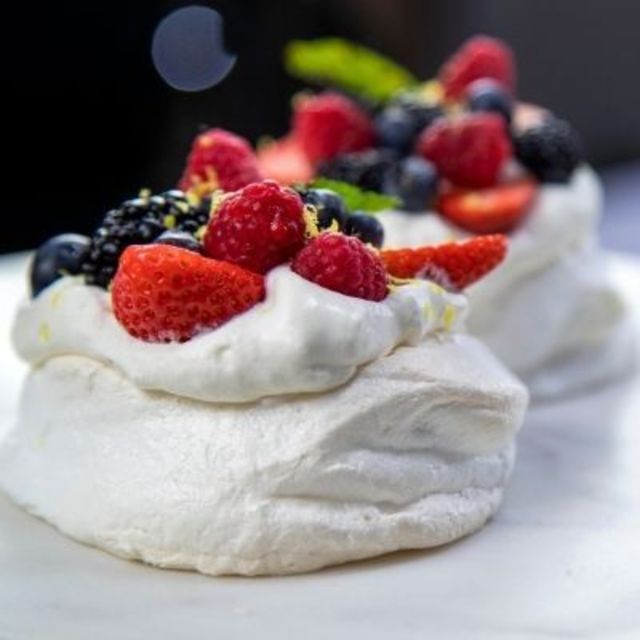 5 Tips to Keep Your Pavlova on Pointe