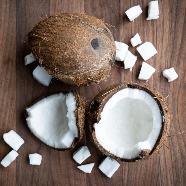 Cooking with Coconuts: 4 Ways to Use Coconut Products