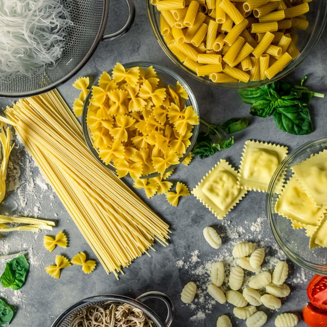 Pasta Lavista: A Guide to Pasta, Shapes, and Sauces