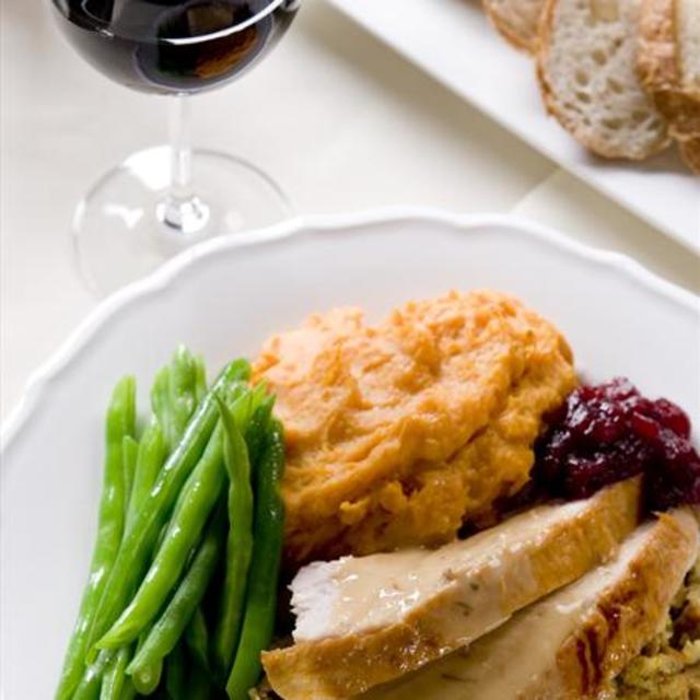 Pairing Wine with Thanksgiving Sides