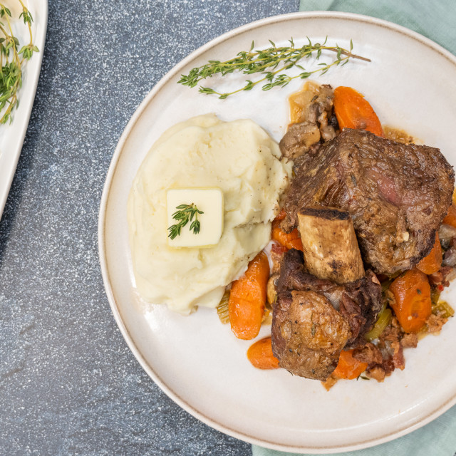 Slow Cooker Short Ribs