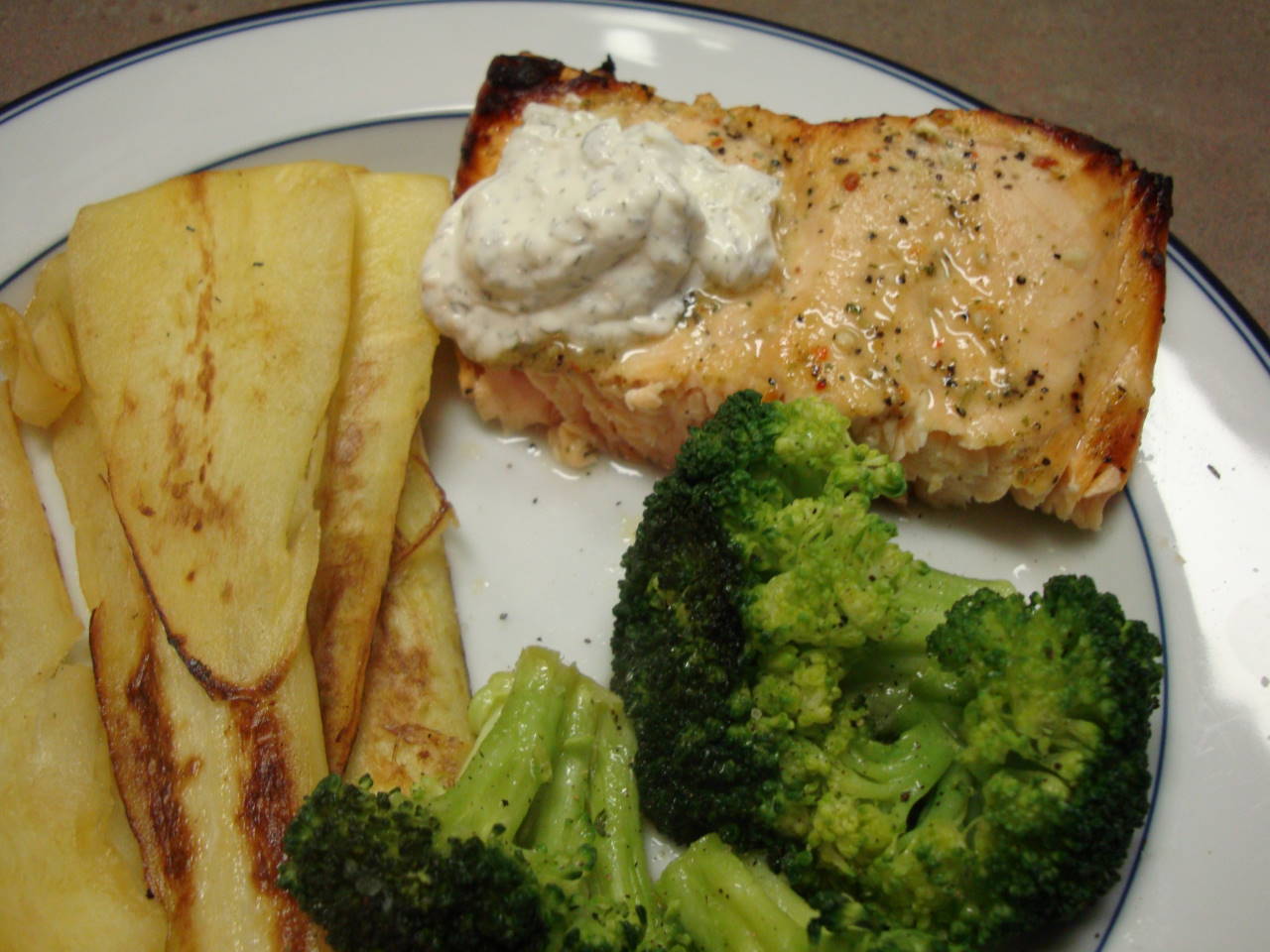 Nautico's Baked/Broiled Salmon with Dill Sauce BigOven