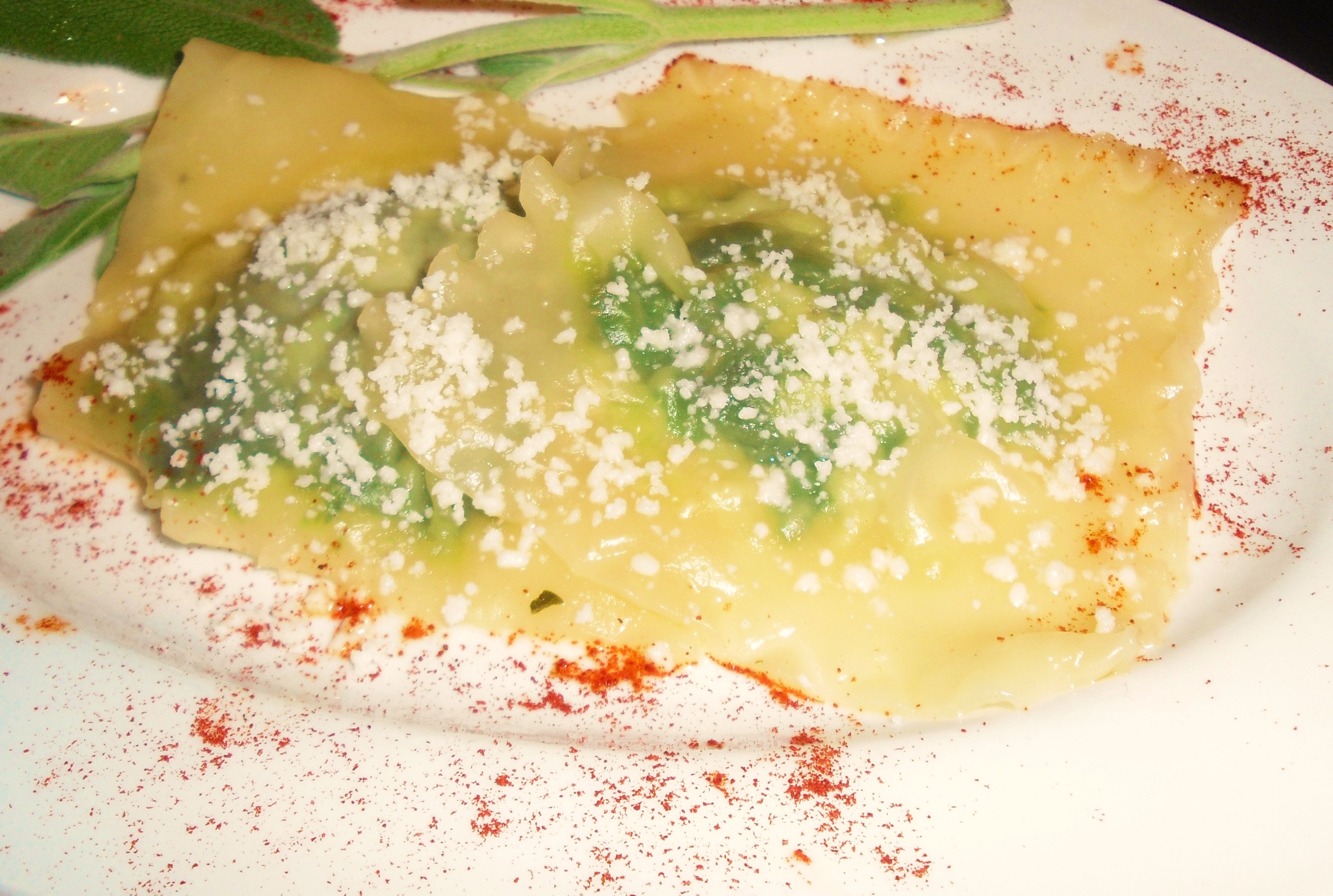 Ravioli with Spinach and Ricotta Filling - BigOven
