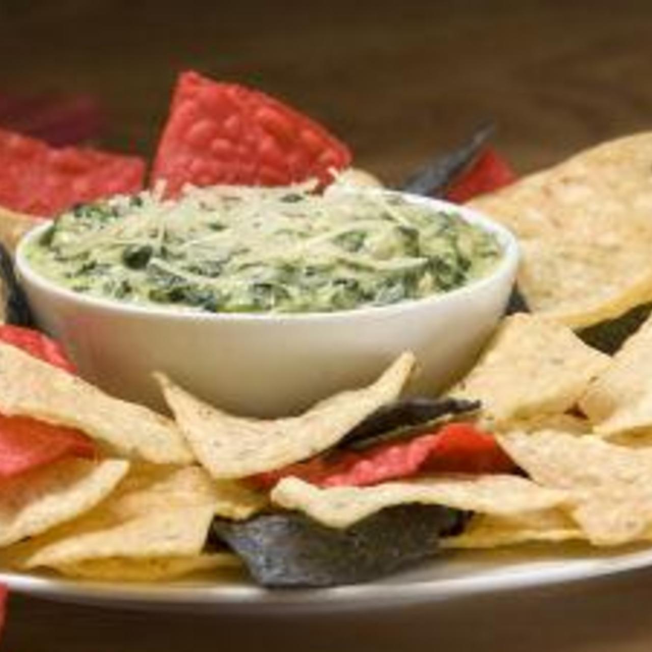 Appetizer Chunky Asiago Spinach Artichoke Dip