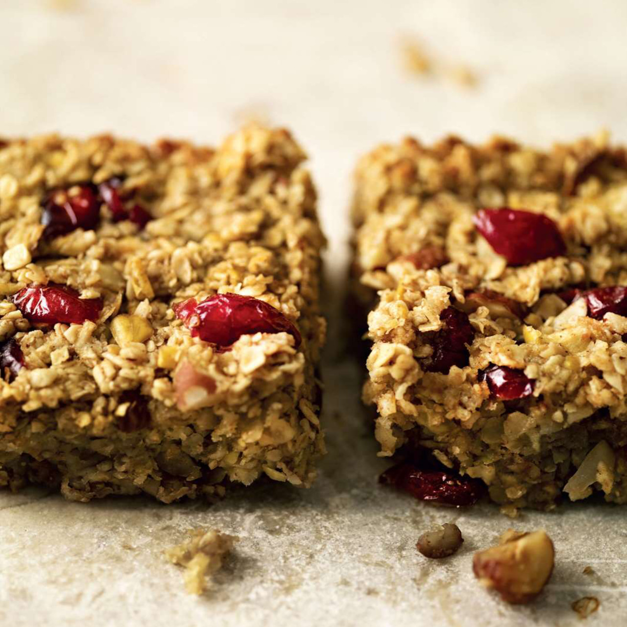 Apple and cinnamon flapjacks