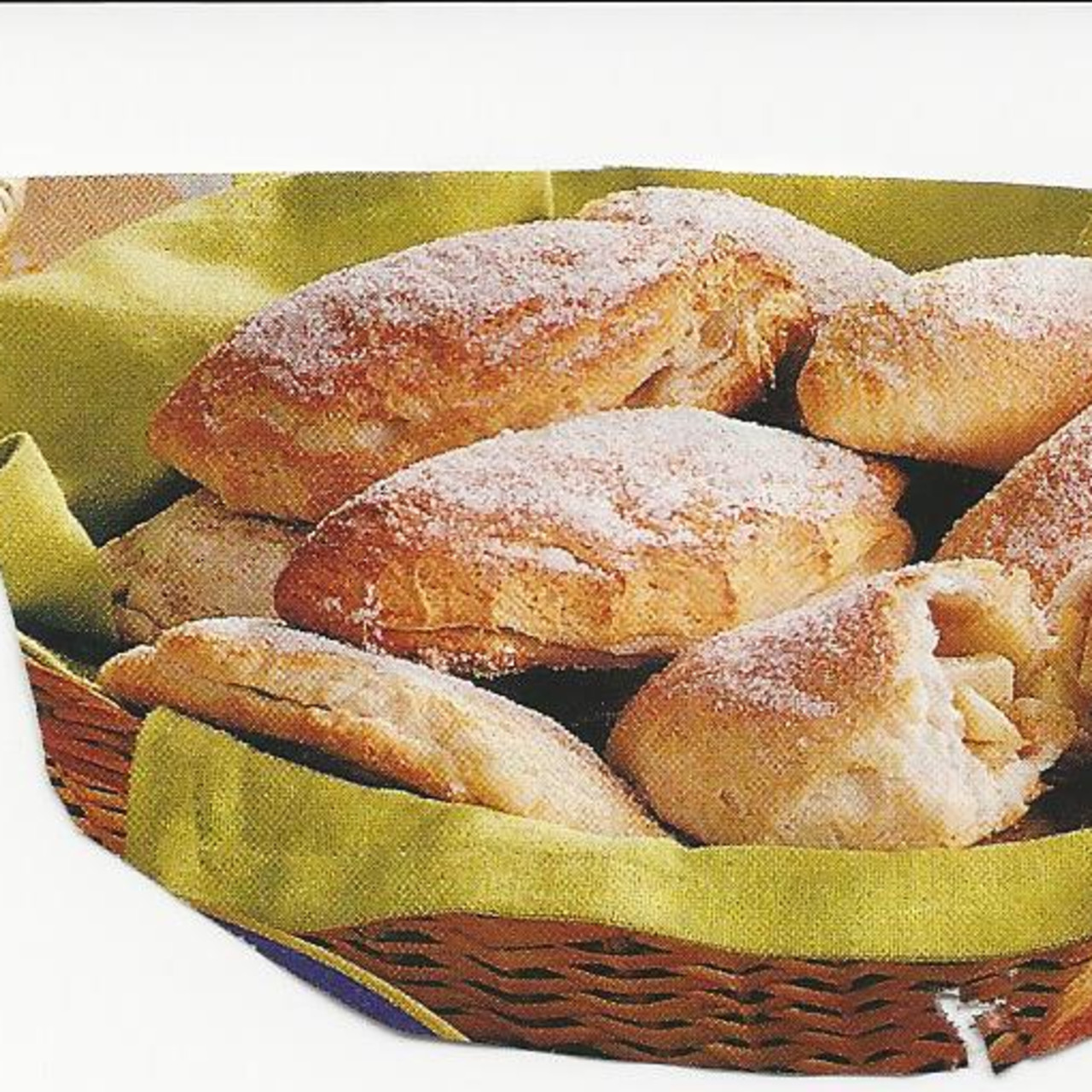 Apple Cinnamon Turnovers