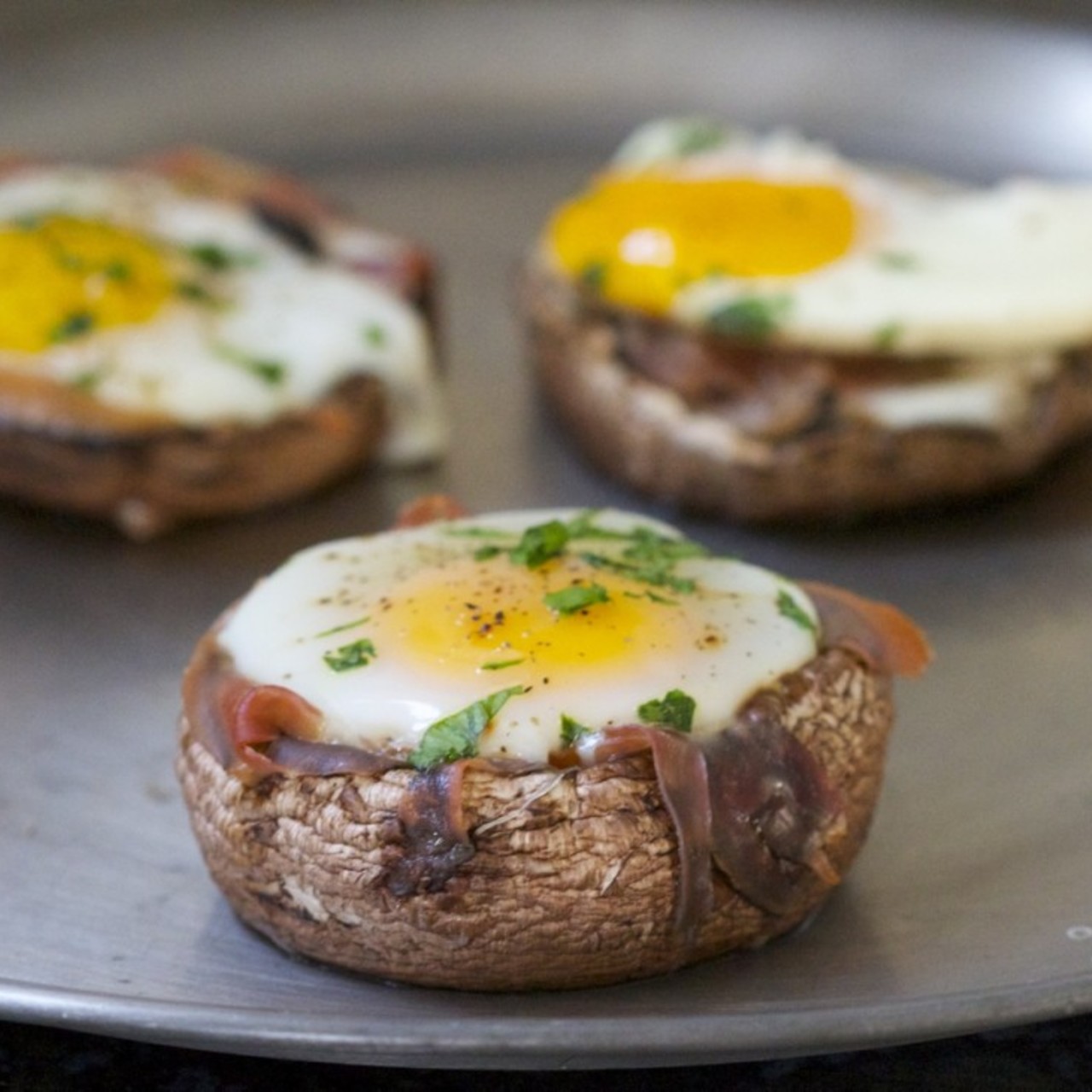 Baked Eggs in Portobello Mushroom Caps