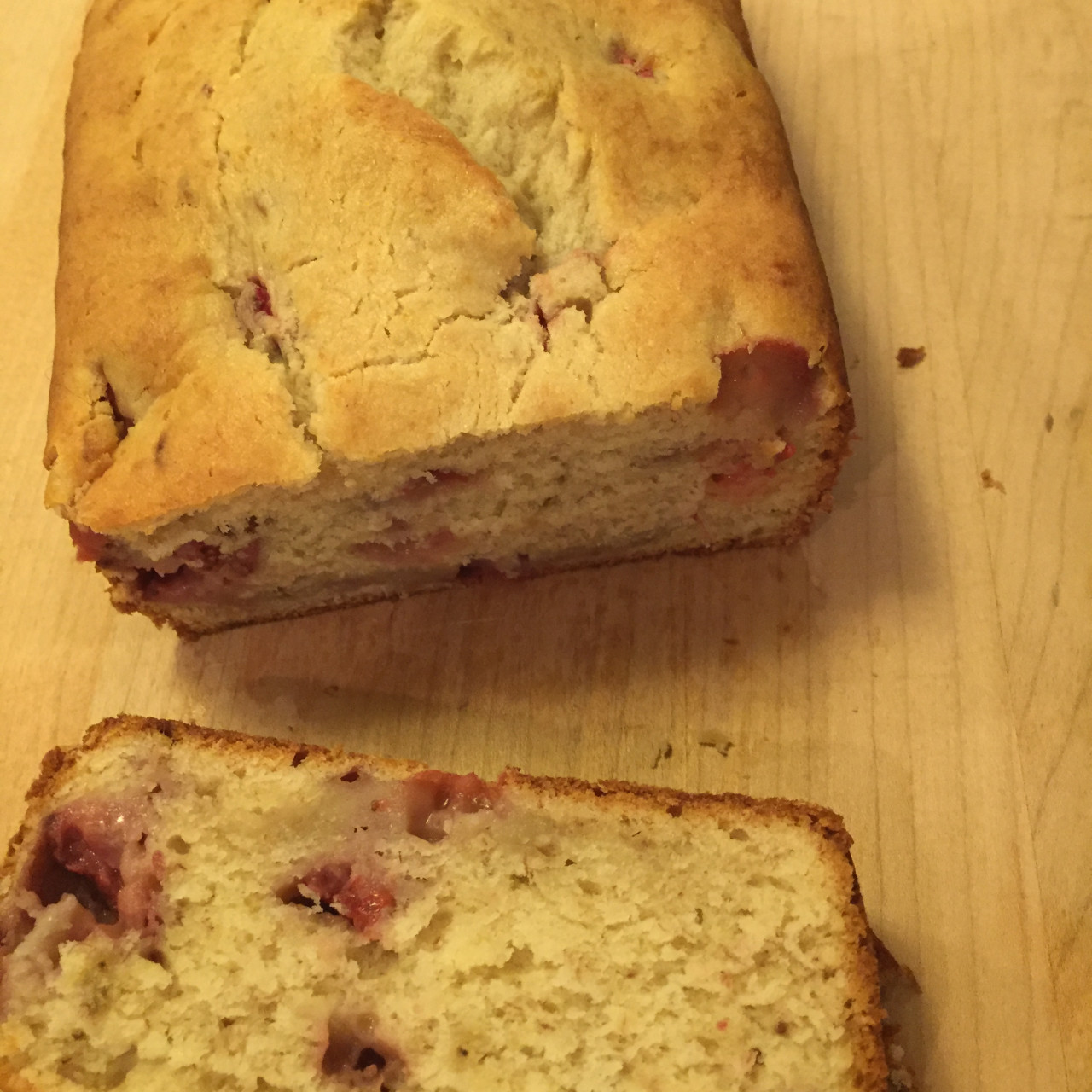 Banana Bread with Cream Cheese and Strawberries