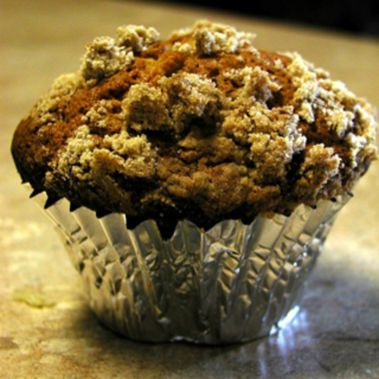 Banana Crumb Muffins: A Sweet Treat with a Crunchy Twist