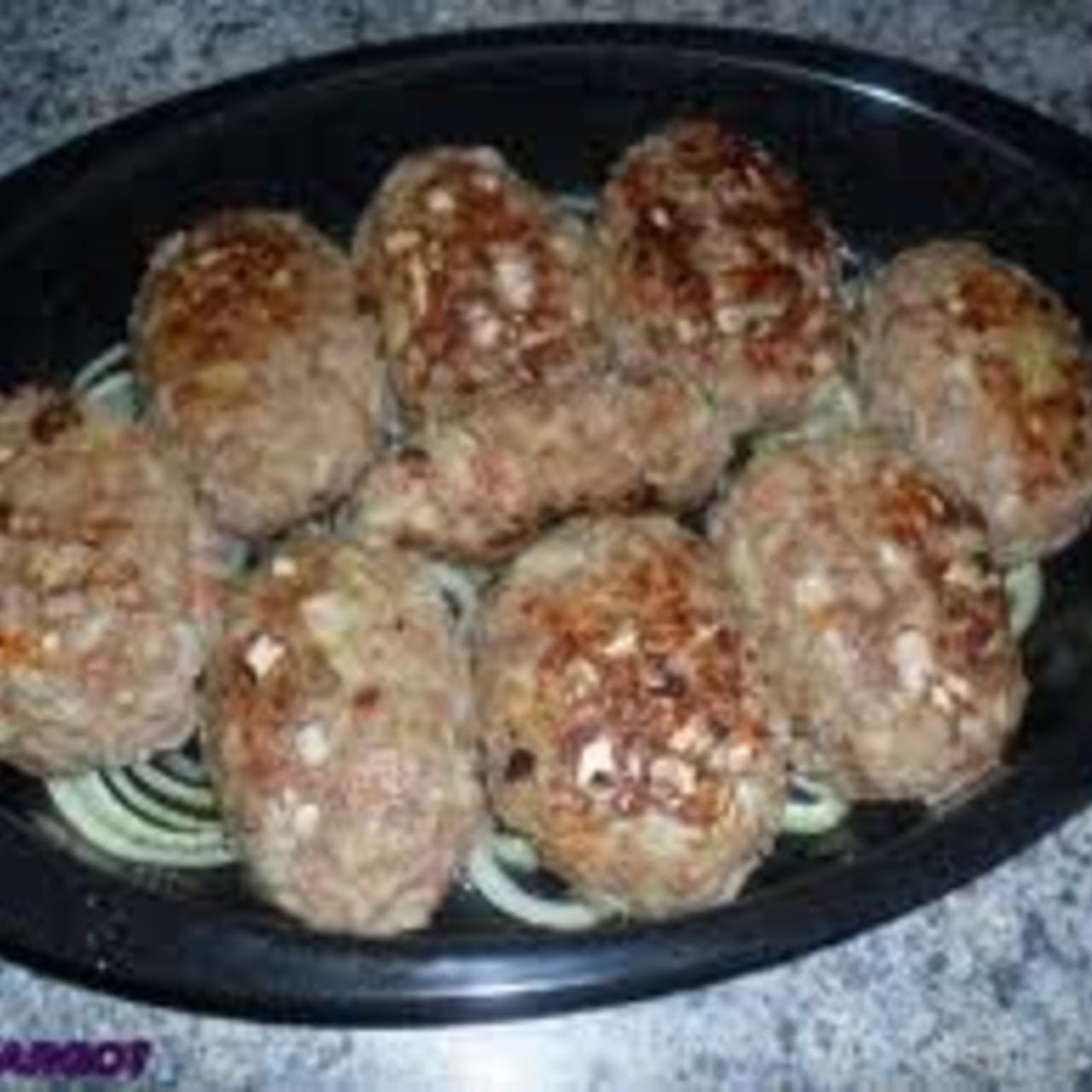 Corned Beef Rissoles - Corned Beef Hash Patties Recipe ...