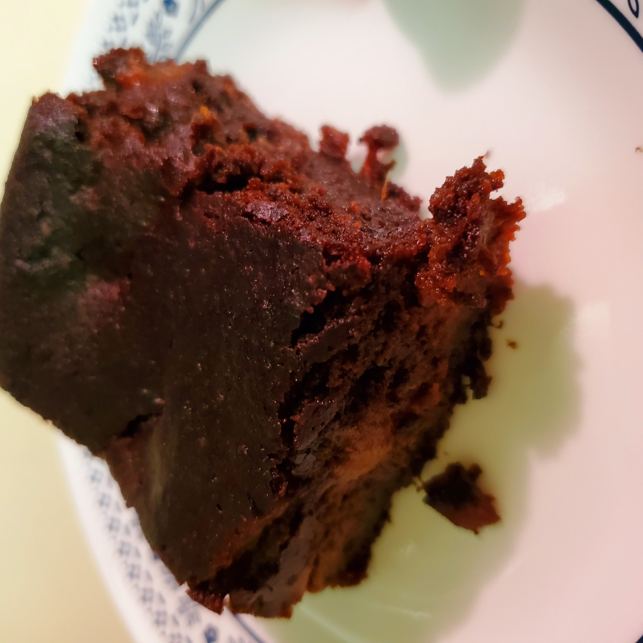 blackstrap-molasses-and-fresh-ginger-cake