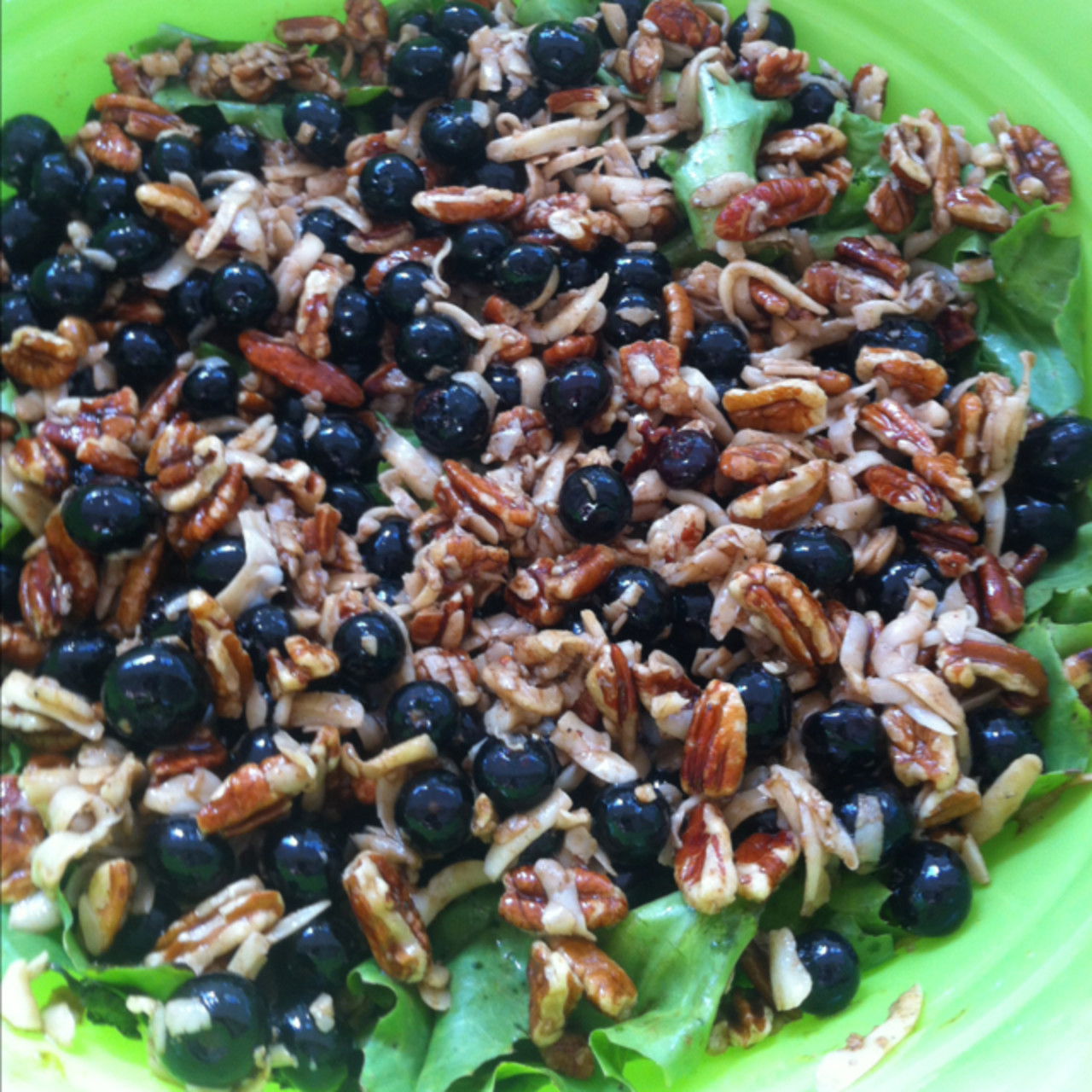 Boston Lettuce and Pecan Salad