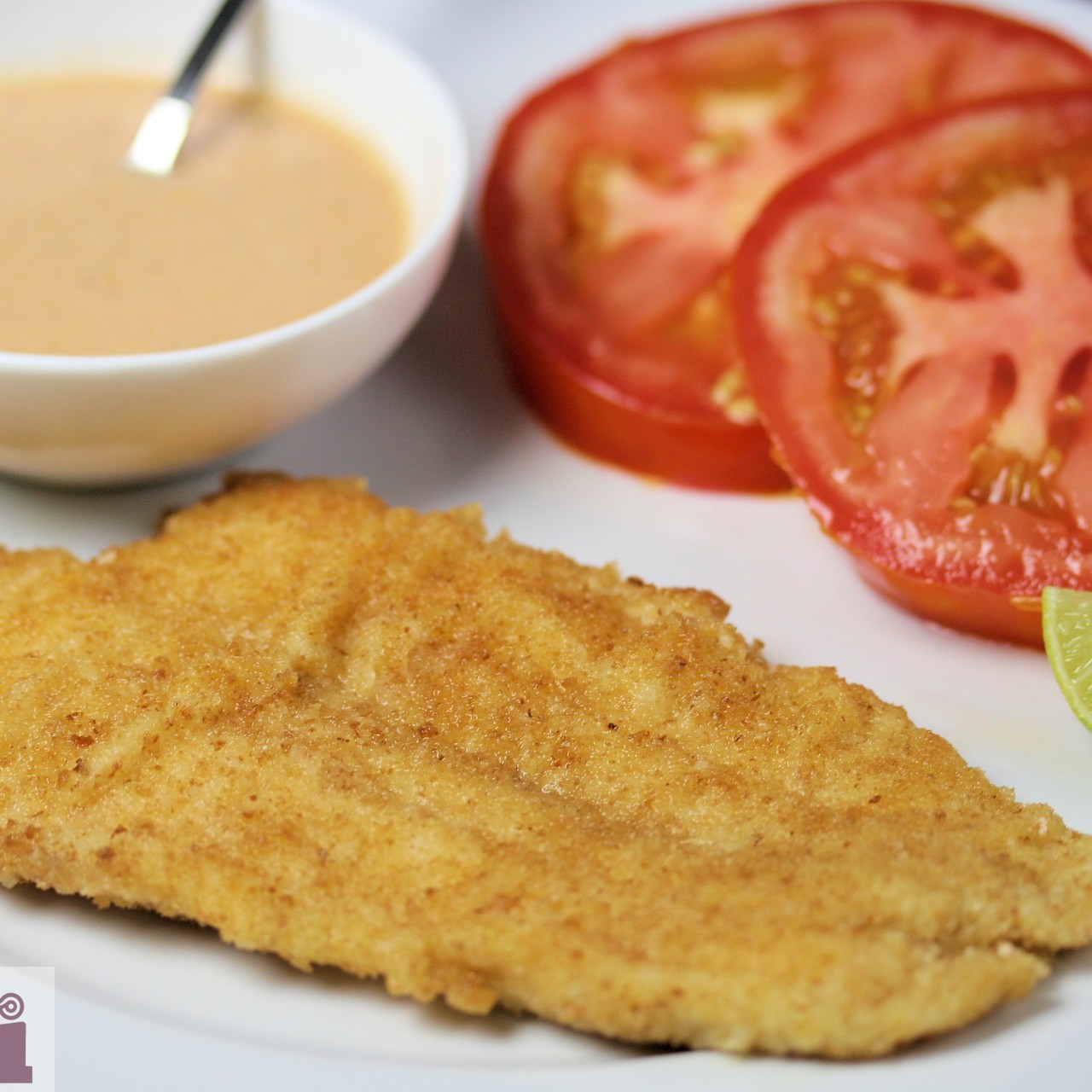 breaded-fish-fillets-with-tomato-chipotle-mayonnaise-pescado-empanizado-co