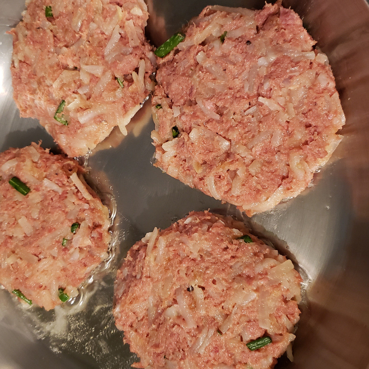 can-corned-beef-hash-patties