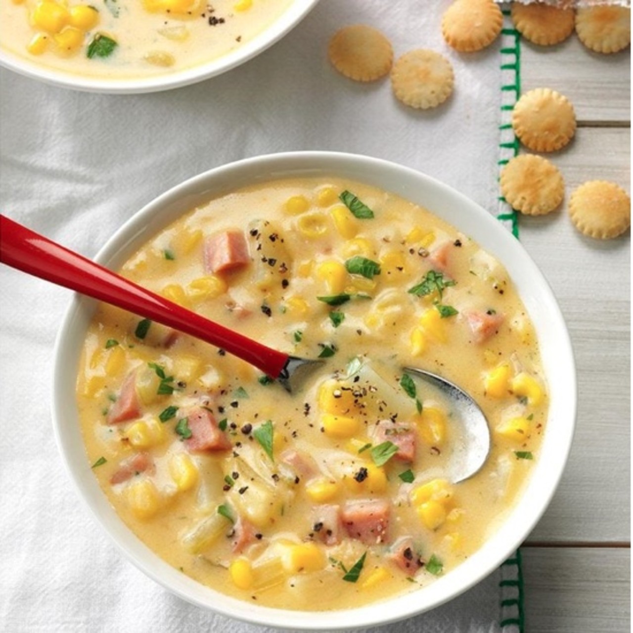 Cheesy Ham & Corn Chowder