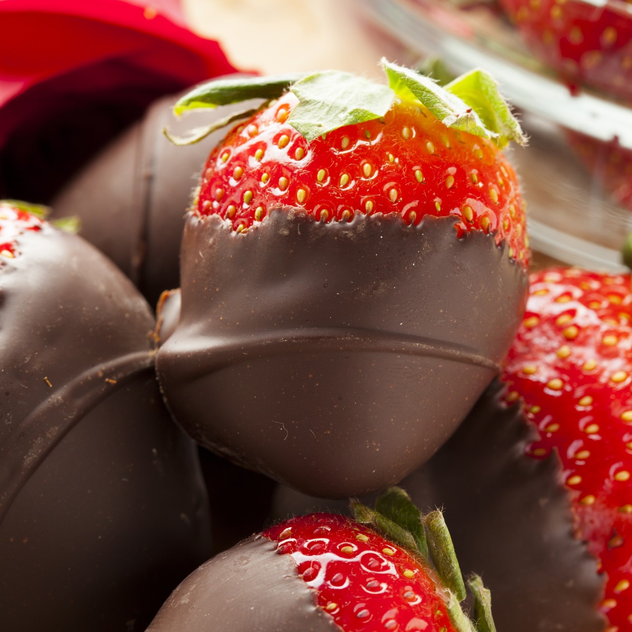 Chocolate covered strawberries uk