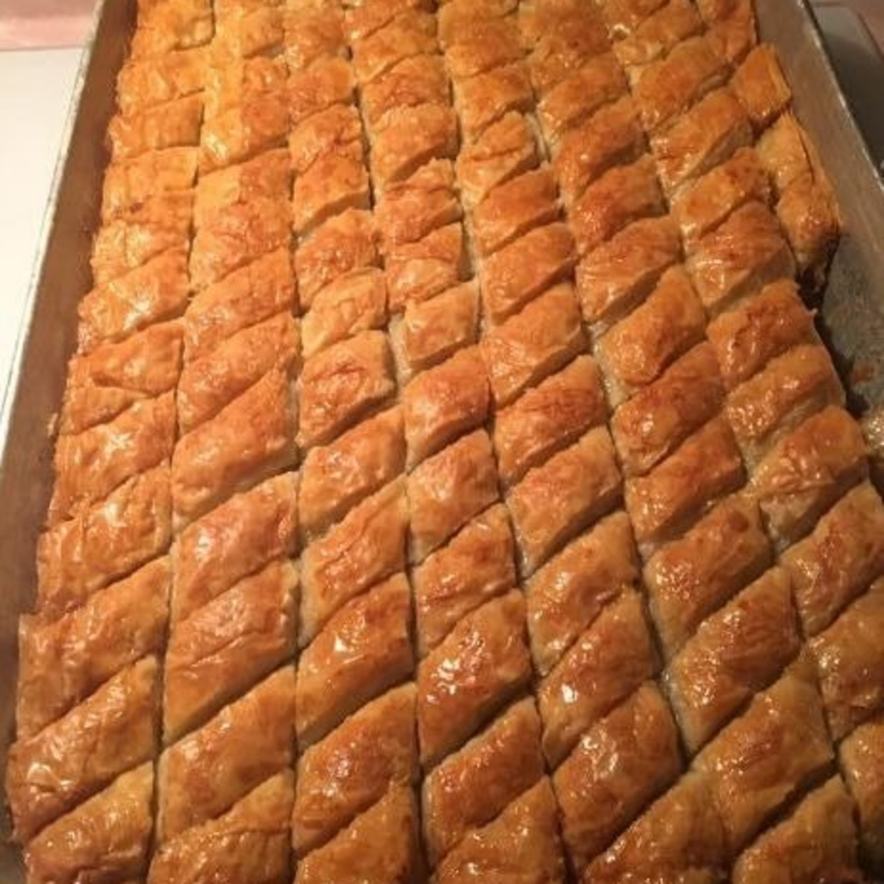 https://bigoven-res.cloudinary.com/image/upload/t_recipe-1280/christmas-baklava-9da503.jpg