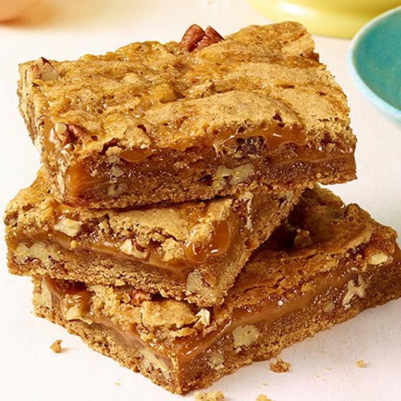 Cinnamon Caramel Swirl Bars
