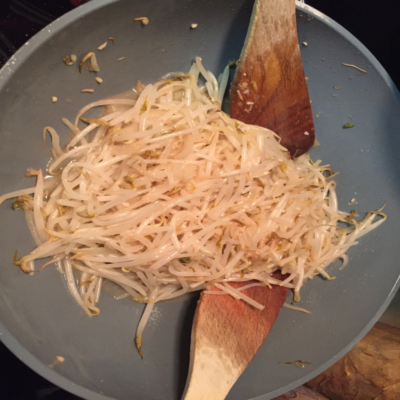 Classic Bean Sprout Stir Fry