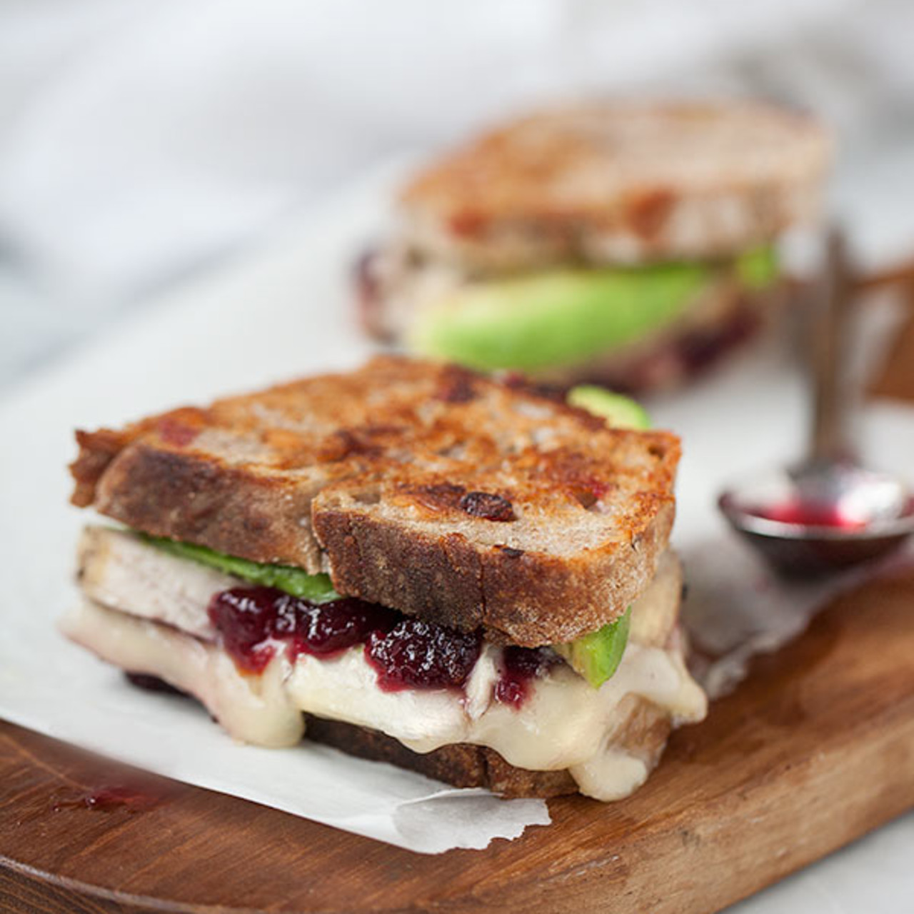 Creamy Brie (Brown Bread)