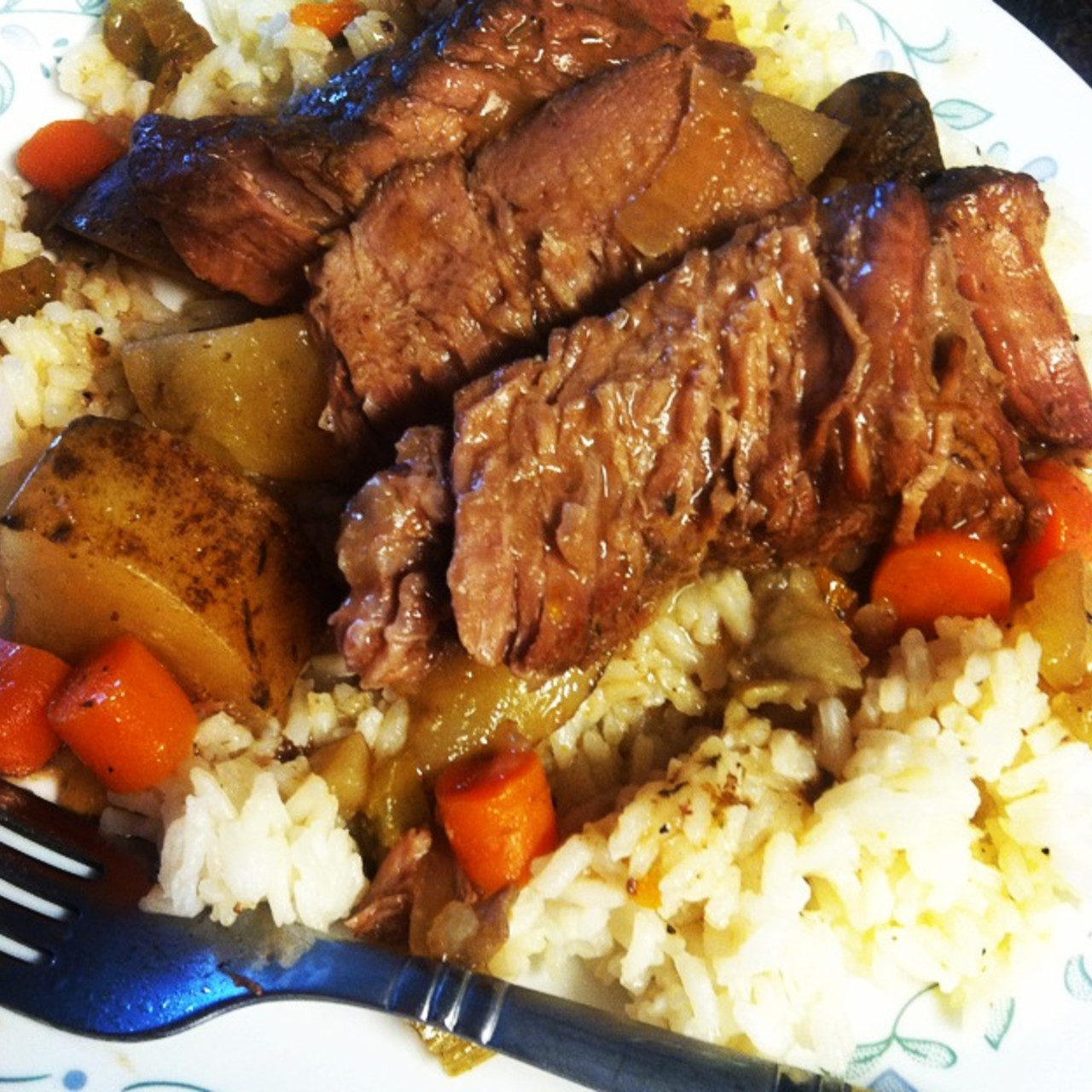 Easy Crockpot Chuck Roast
